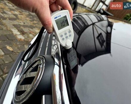 Черный Фольксваген Пассат, объемом двигателя 2 л и пробегом 225 тыс. км за 8800 $, фото 31 на Automoto.ua