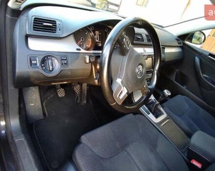 Черный Фольксваген Пассат, объемом двигателя 1.9 л и пробегом 280 тыс. км за 7900 $, фото 10 на Automoto.ua