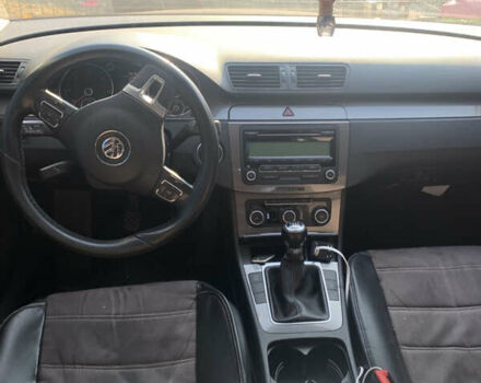 Черный Фольксваген Пассат, объемом двигателя 1.97 л и пробегом 304 тыс. км за 6200 $, фото 4 на Automoto.ua