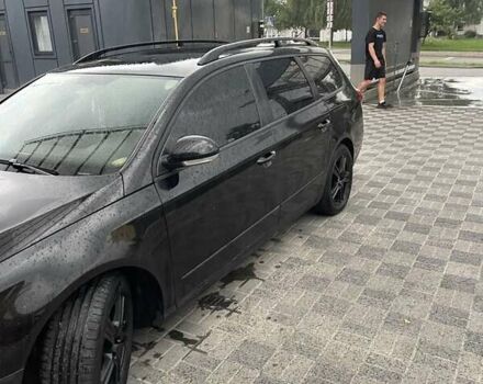 Черный Фольксваген Пассат, объемом двигателя 2 л и пробегом 272 тыс. км за 5500 $, фото 12 на Automoto.ua