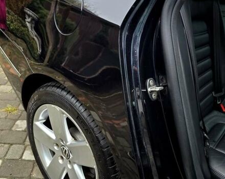 Черный Фольксваген Пассат, объемом двигателя 2 л и пробегом 225 тыс. км за 8800 $, фото 98 на Automoto.ua