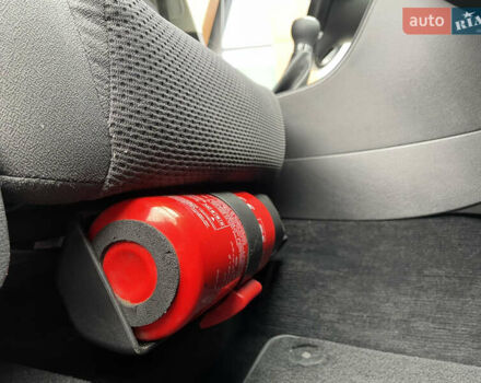 Черный Фольксваген Пассат, объемом двигателя 1.4 л и пробегом 197 тыс. км за 6500 $, фото 32 на Automoto.ua