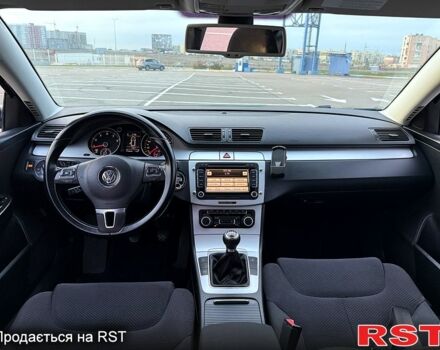 Чорний Фольксваген Пассат, об'ємом двигуна 1.8 л та пробігом 210 тис. км за 7900 $, фото 9 на Automoto.ua