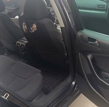 Чорний Фольксваген Пассат, об'ємом двигуна 1.6 л та пробігом 275 тис. км за 8300 $, фото 20 на Automoto.ua