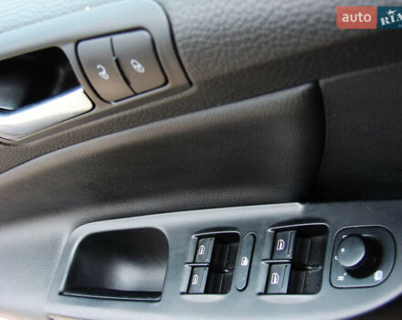 Черный Фольксваген Пассат, объемом двигателя 1.4 л и пробегом 223 тыс. км за 7200 $, фото 23 на Automoto.ua