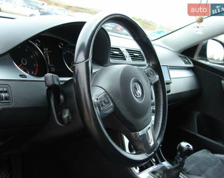 Черный Фольксваген Пассат, объемом двигателя 1.4 л и пробегом 223 тыс. км за 7200 $, фото 14 на Automoto.ua