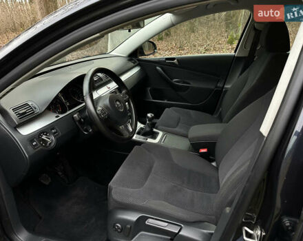 Чорний Фольксваген Пассат, об'ємом двигуна 1.4 л та пробігом 206 тис. км за 6650 $, фото 32 на Automoto.ua