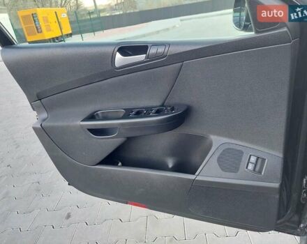 Черный Фольксваген Пассат, объемом двигателя 1.97 л и пробегом 239 тыс. км за 9222 $, фото 73 на Automoto.ua