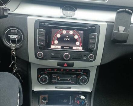 Чорний Фольксваген Пассат, об'ємом двигуна 1.39 л та пробігом 228 тис. км за 8300 $, фото 22 на Automoto.ua