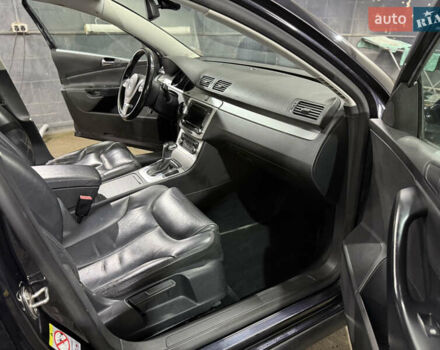 Черный Фольксваген Пассат, объемом двигателя 1.8 л и пробегом 234 тыс. км за 7200 $, фото 14 на Automoto.ua