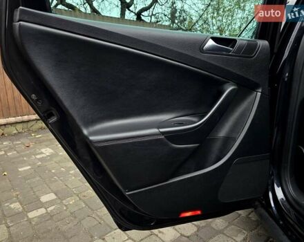 Черный Фольксваген Пассат, объемом двигателя 2 л и пробегом 225 тыс. км за 8800 $, фото 137 на Automoto.ua