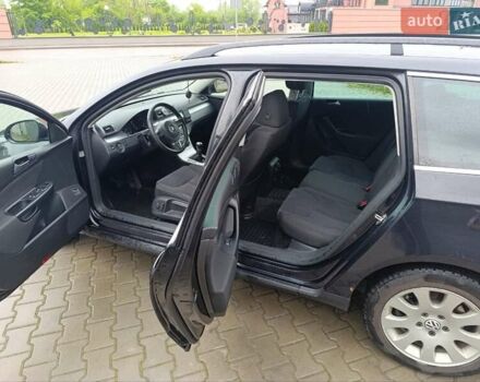 Черный Фольксваген Пассат, объемом двигателя 2 л и пробегом 263 тыс. км за 7000 $, фото 14 на Automoto.ua