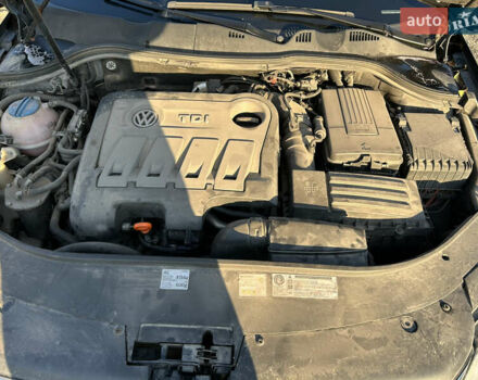 Черный Фольксваген Пассат, объемом двигателя 2 л и пробегом 258 тыс. км за 10500 $, фото 13 на Automoto.ua