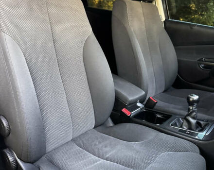 Черный Фольксваген Пассат, объемом двигателя 1.6 л и пробегом 229 тыс. км за 8222 $, фото 68 на Automoto.ua