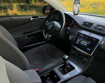 Черный Фольксваген Пассат, объемом двигателя 1.6 л и пробегом 229 тыс. км за 8222 $, фото 67 на Automoto.ua