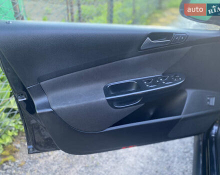 Чорний Фольксваген Пассат, об'ємом двигуна 1.97 л та пробігом 287 тис. км за 7500 $, фото 11 на Automoto.ua