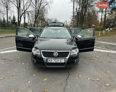 Черный Фольксваген Пассат, объемом двигателя 1.97 л и пробегом 235 тыс. км за 8499 $, фото 72 на Automoto.ua