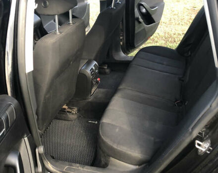 Черный Фольксваген Пассат, объемом двигателя 1.6 л и пробегом 286 тыс. км за 7300 $, фото 6 на Automoto.ua