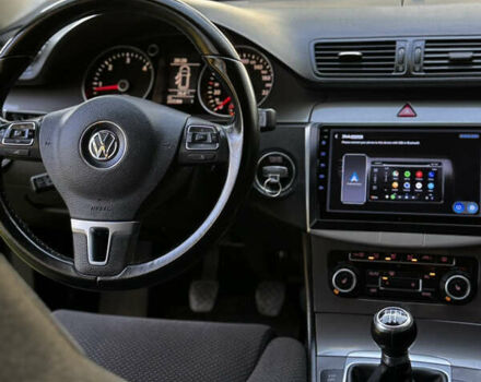 Черный Фольксваген Пассат, объемом двигателя 1.6 л и пробегом 229 тыс. км за 8222 $, фото 63 на Automoto.ua