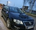 Черный Фольксваген Пассат, объемом двигателя 1.97 л и пробегом 232 тыс. км за 8300 $, фото 6 на Automoto.ua