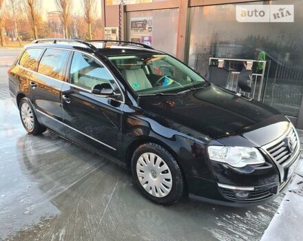 Черный Фольксваген Пассат, объемом двигателя 1.6 л и пробегом 340 тыс. км за 7000 $, фото 7 на Automoto.ua