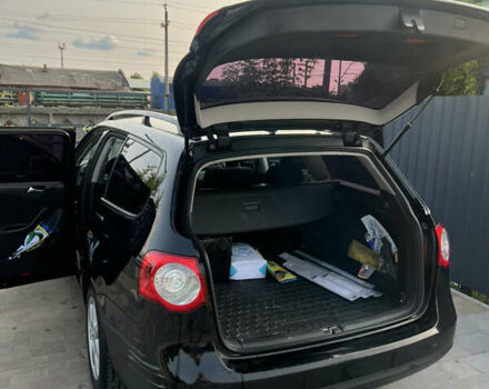 Чорний Фольксваген Пассат, об'ємом двигуна 2 л та пробігом 333 тис. км за 6500 $, фото 11 на Automoto.ua