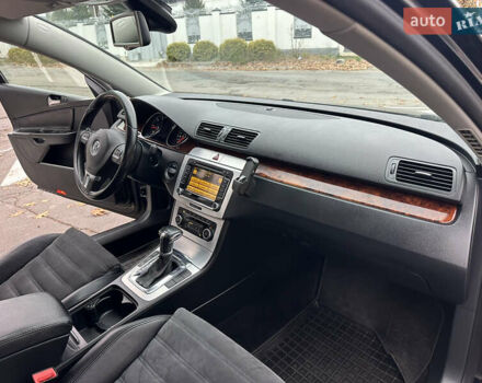 Черный Фольксваген Пассат, объемом двигателя 1.97 л и пробегом 235 тыс. км за 8499 $, фото 65 на Automoto.ua