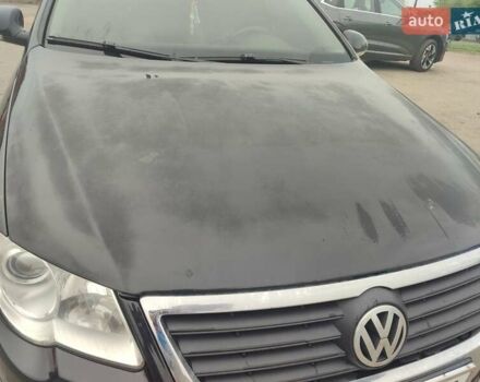 Черный Фольксваген Пассат, объемом двигателя 1.97 л и пробегом 286 тыс. км за 7000 $, фото 16 на Automoto.ua