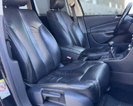 Черный Фольксваген Пассат, объемом двигателя 1.6 л и пробегом 207 тыс. км за 6700 $, фото 25 на Automoto.ua