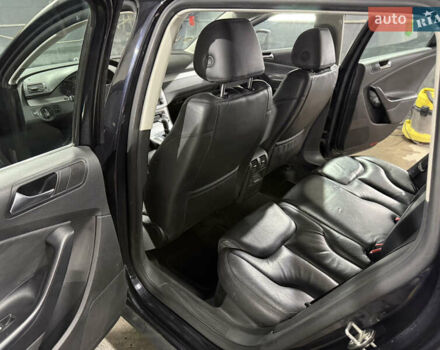 Черный Фольксваген Пассат, объемом двигателя 1.8 л и пробегом 234 тыс. км за 7200 $, фото 12 на Automoto.ua