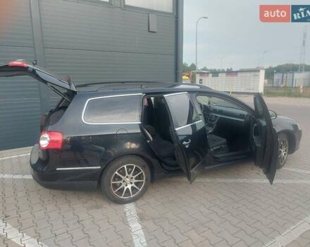 Фольксваген Пассат 2010 в Житомире на Automoto.ua Черный Фольксваген Пассат, объемом двигателя 1.97 л и пробегом 220 тыс. км за 8000 $, фото 17 на Automoto.ua