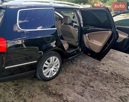 Черный Фольксваген Пассат, объемом двигателя 2 л и пробегом 206 тыс. км за 8200 $, фото 7 на Automoto.ua