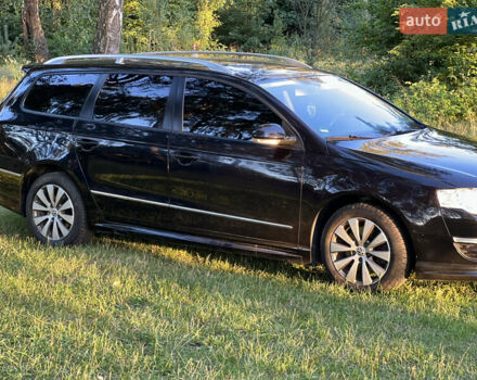 Черный Фольксваген Пассат, объемом двигателя 1.6 л и пробегом 229 тыс. км за 8222 $, фото 10 на Automoto.ua