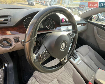 Черный Фольксваген Пассат, объемом двигателя 1.8 л и пробегом 324 тыс. км за 7900 $, фото 20 на Automoto.ua