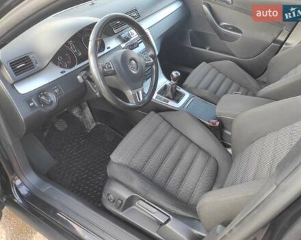 Черный Фольксваген Пассат, объемом двигателя 2 л и пробегом 306 тыс. км за 6500 $, фото 7 на Automoto.ua