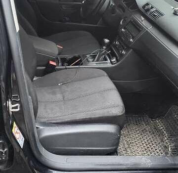 Черный Фольксваген Пассат, объемом двигателя 1.4 л и пробегом 180 тыс. км за 7700 $, фото 9 на Automoto.ua