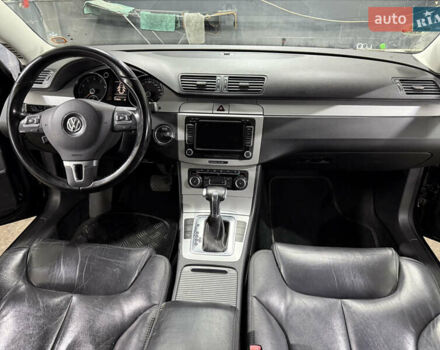 Черный Фольксваген Пассат, объемом двигателя 1.8 л и пробегом 234 тыс. км за 7200 $, фото 5 на Automoto.ua