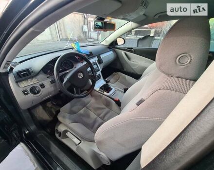 Черный Фольксваген Пассат, объемом двигателя 1.6 л и пробегом 340 тыс. км за 7000 $, фото 33 на Automoto.ua