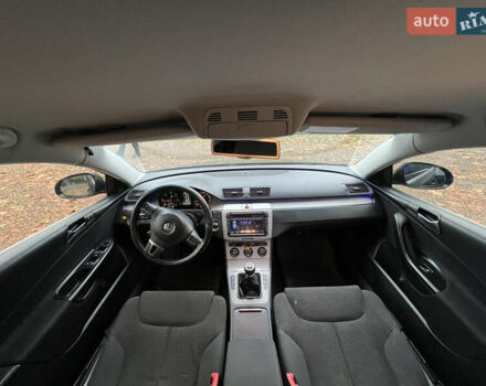 Черный Фольксваген Пассат, объемом двигателя 2 л и пробегом 377 тыс. км за 5900 $, фото 9 на Automoto.ua