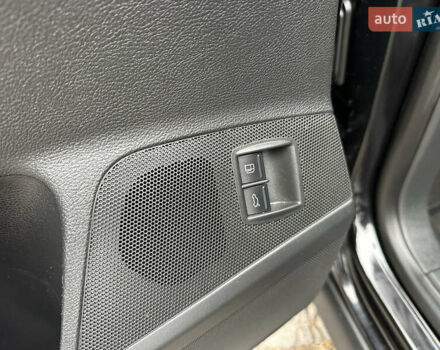 Черный Фольксваген Пассат, объемом двигателя 1.97 л и пробегом 235 тыс. км за 8499 $, фото 44 на Automoto.ua