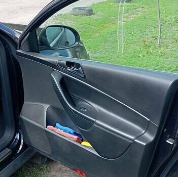 Черный Фольксваген Пассат, объемом двигателя 1.4 л и пробегом 289 тыс. км за 8000 $, фото 20 на Automoto.ua