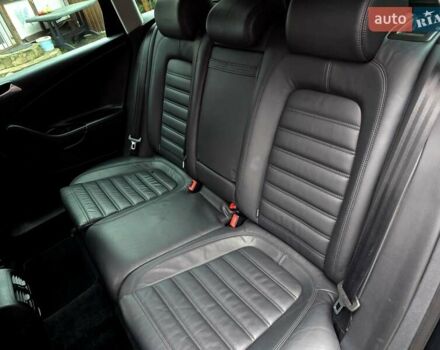 Черный Фольксваген Пассат, объемом двигателя 2 л и пробегом 225 тыс. км за 8800 $, фото 141 на Automoto.ua