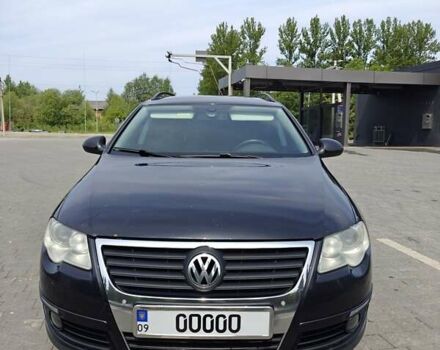 Черный Фольксваген Пассат, объемом двигателя 2 л и пробегом 370 тыс. км за 7800 $, фото 1 на Automoto.ua