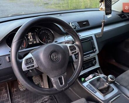 Черный Фольксваген Пассат, объемом двигателя 2 л и пробегом 290 тыс. км за 7200 $, фото 7 на Automoto.ua