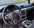 Черный Фольксваген Пассат, объемом двигателя 2 л и пробегом 290 тыс. км за 7200 $, фото 7 на Automoto.ua