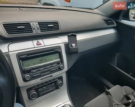 Черный Фольксваген Пассат, объемом двигателя 2 л и пробегом 328 тыс. км за 8000 $, фото 23 на Automoto.ua