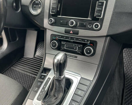 Чорний Фольксваген Пассат, об'ємом двигуна 1.97 л та пробігом 282 тис. км за 10799 $, фото 54 на Automoto.ua