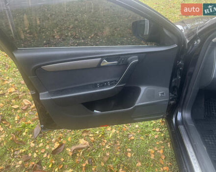 Черный Фольксваген Пассат, объемом двигателя 2 л и пробегом 264 тыс. км за 9500 $, фото 11 на Automoto.ua