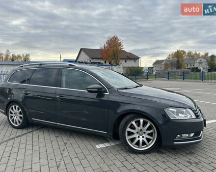 Черный Фольксваген Пассат, объемом двигателя 2 л и пробегом 247 тыс. км за 7800 $, фото 2 на Automoto.ua