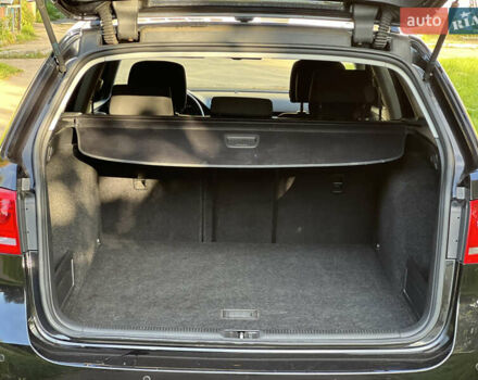 Черный Фольксваген Пассат, объемом двигателя 1.97 л и пробегом 283 тыс. км за 11500 $, фото 31 на Automoto.ua